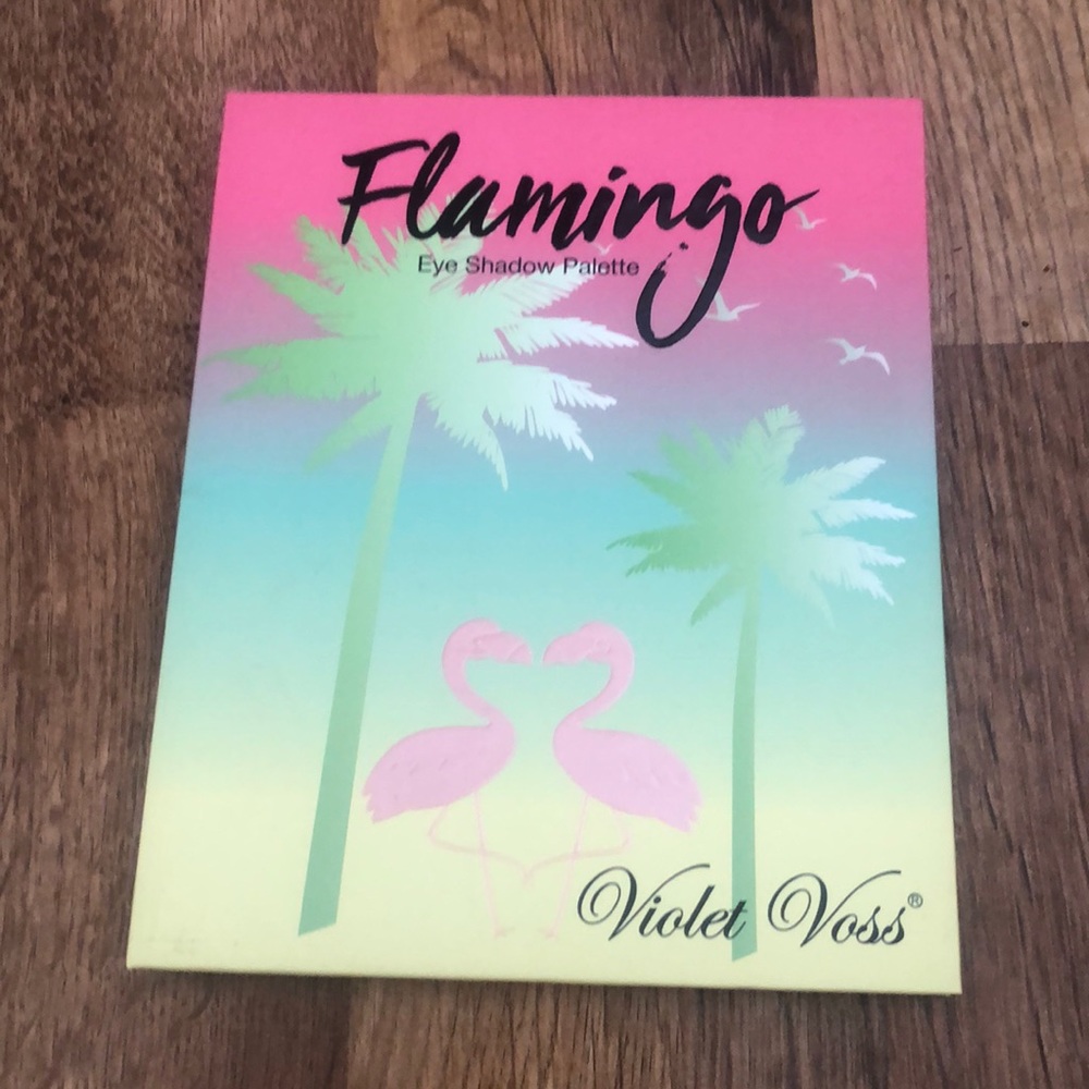 Violet Voss flamingo palette